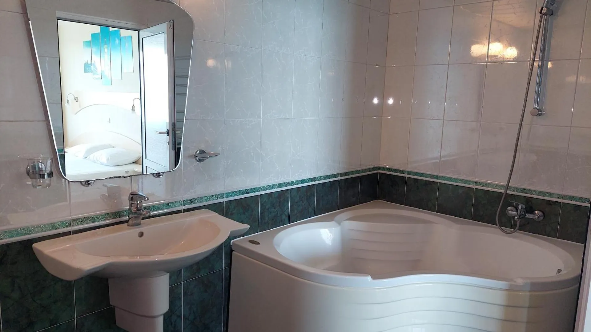 Gardia Hotel Varna 3*,