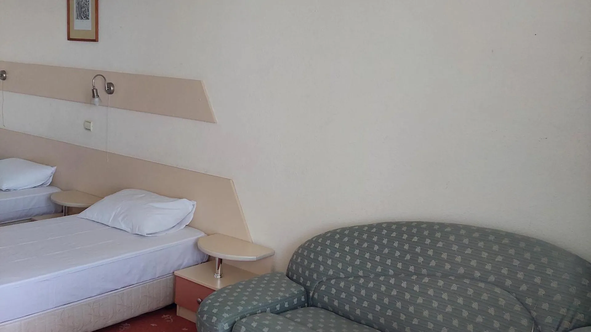 Gardia Hotel Varna 3*,  Bulgaria